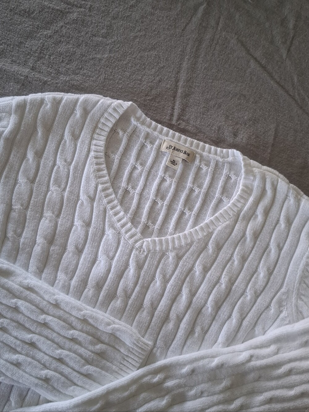 St. John's Bay Women's White Cable-Knit V-Neck Sweater Size XL